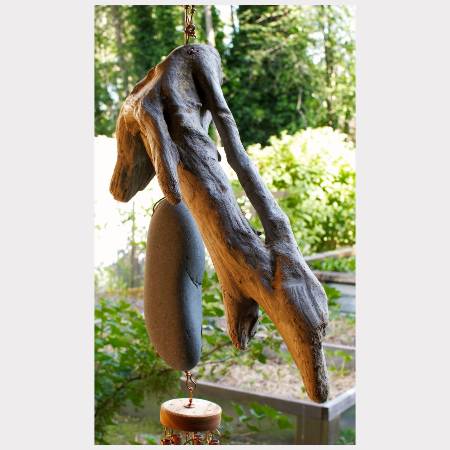 Large Beach Stone and Driftwood Wind Chime - 7 Copper Chimes - Relaxing Sound