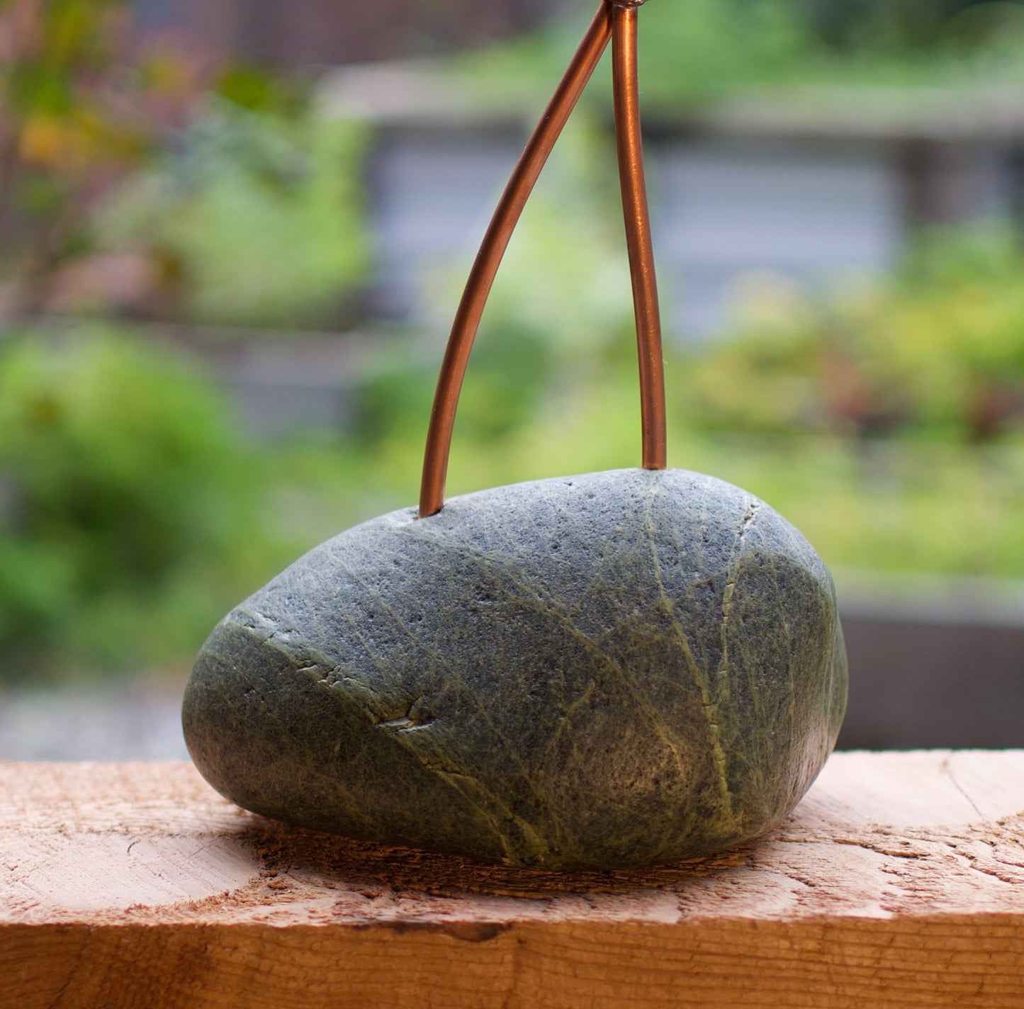 Freestanding Wind Chime Sea Glass Beach Stone Copper Windchimes